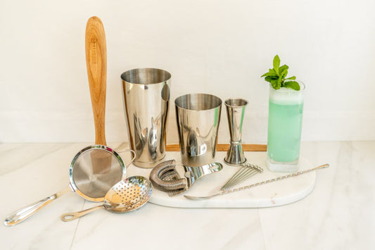 ESSENTIAL EQUIPMENT FOR COCKTAIL MAKING