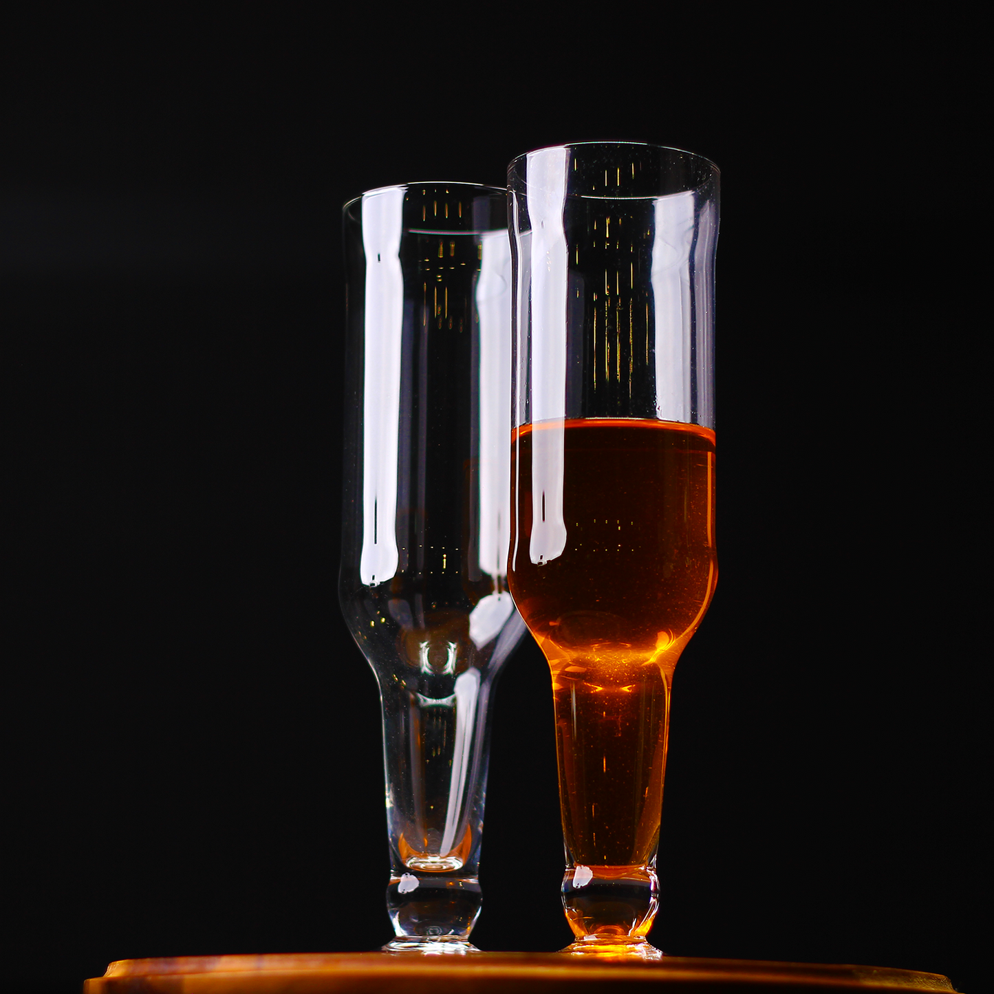 Melbify | Inverted Bottle Glasses | 300 ml | Hurricane Cocktail Glasses | Volume| Tall Cocktail Glasses with Straw | Giant Juice Glasses | Mocktail Glasses | Cocktail Glass Set | Big Cocktail Glasses