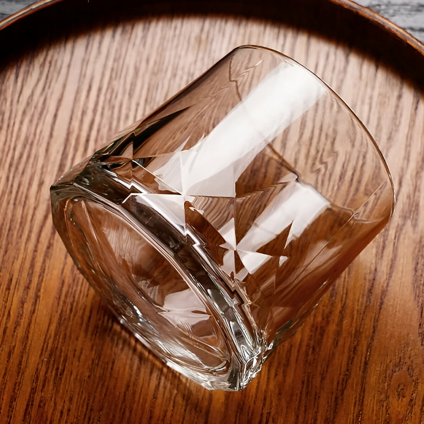 Melbify Diamond-Cut Rotating Whiskey Glasses | Laser cut Spinner | Volume=300ML | Premium Crystal Glass | Perfect for Whiskey, Scotch, Rum, and Cognac