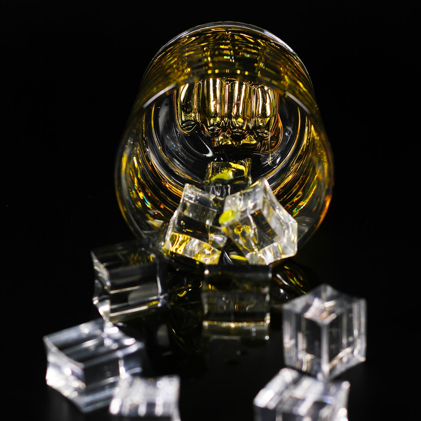 Melbify Boxing Whiskey Glass | 300 ml |Premium | Unique| Big| Broad | Royal | High end| Expensive| Golden Plated Whiskey Glass| Whiskey Glass for Boxing Lovers