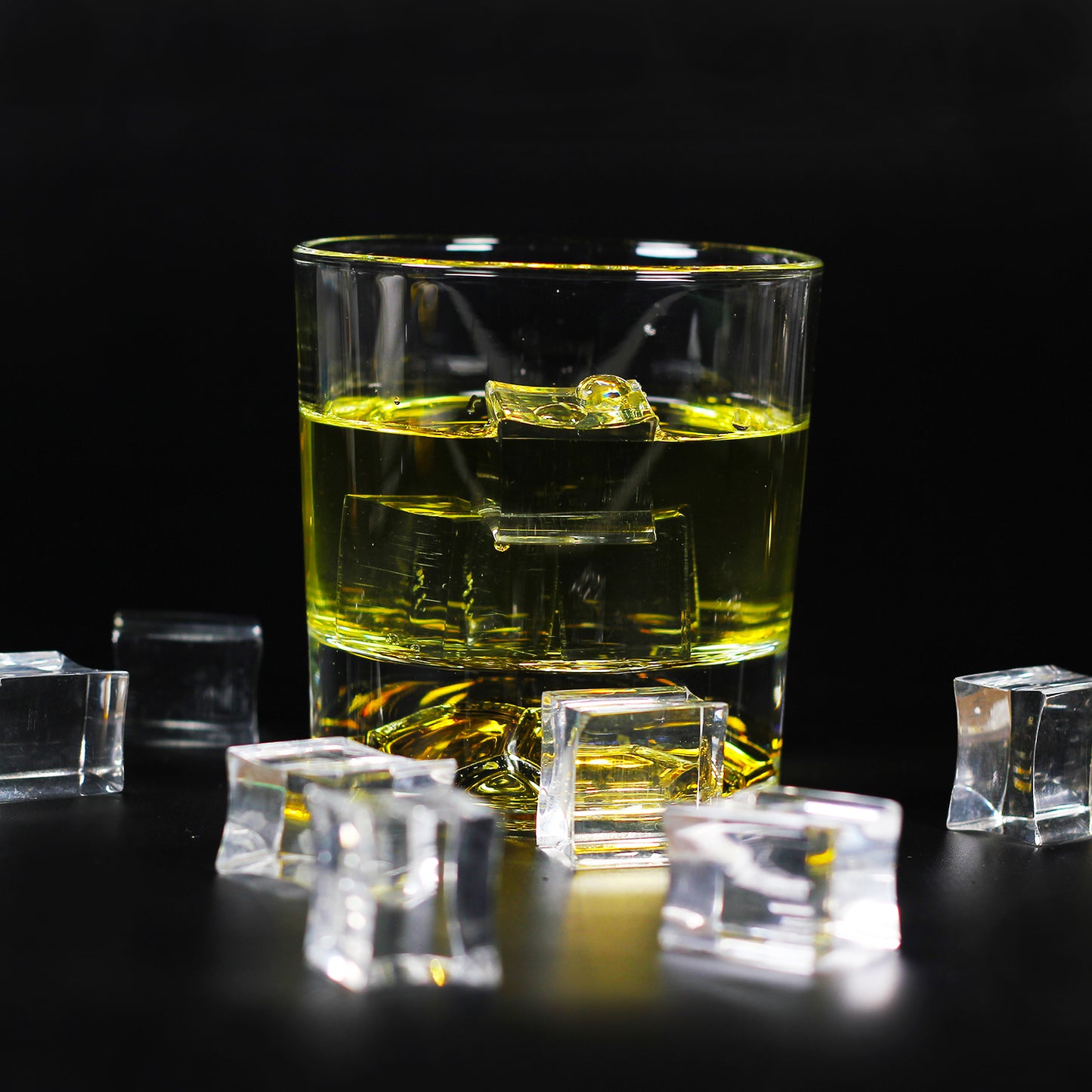 Melbify Football Whiskey Glass | 300 ml | Golden Plated Whiskey Glass| Premium | Unique| Big| Broad | Royal | High end| Expensive| Whiskey Glass Set for Soccer Lovers