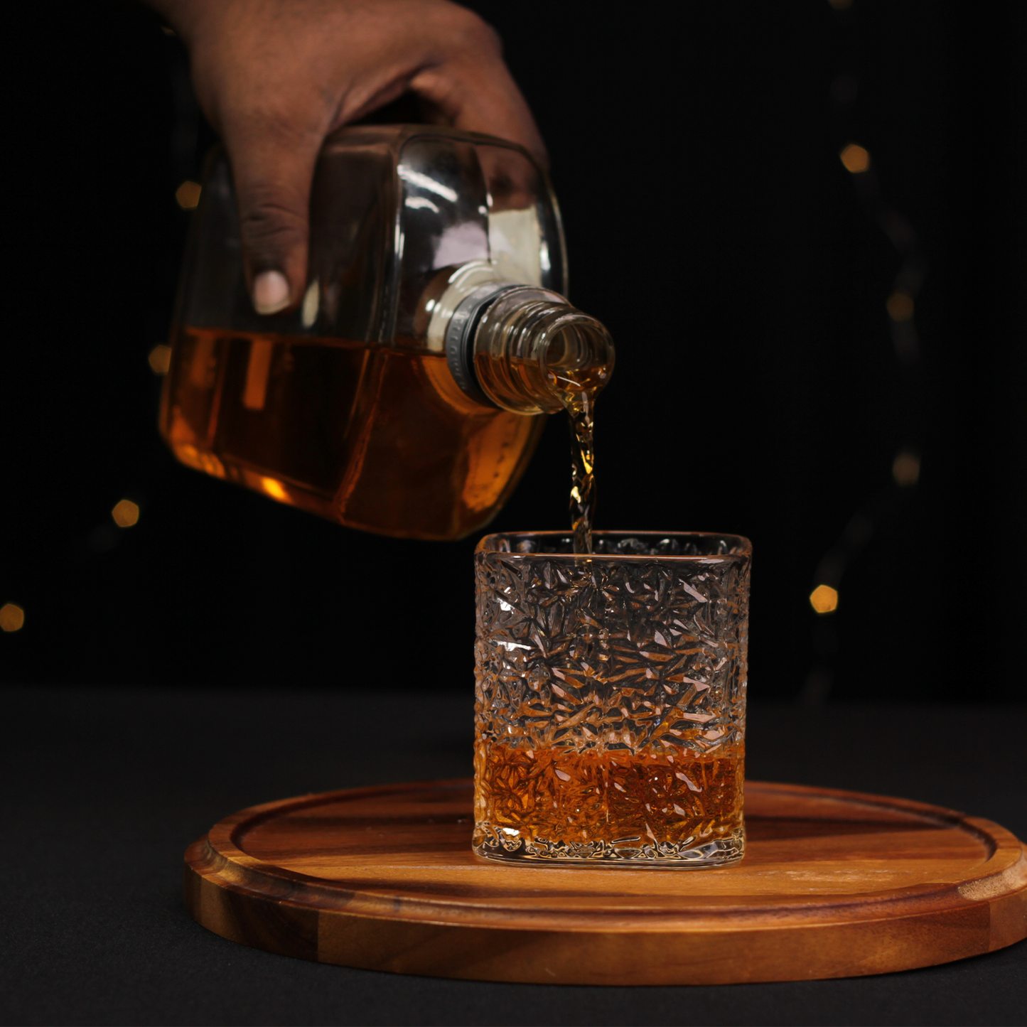 Melbify Japanese Fern Textured Whiskey Glasses | Volume=370ML | Premium | Square Whiskey Glass | Rocks Glasses | Perfect for Whiskey, Scotch, Rum, and Cognac