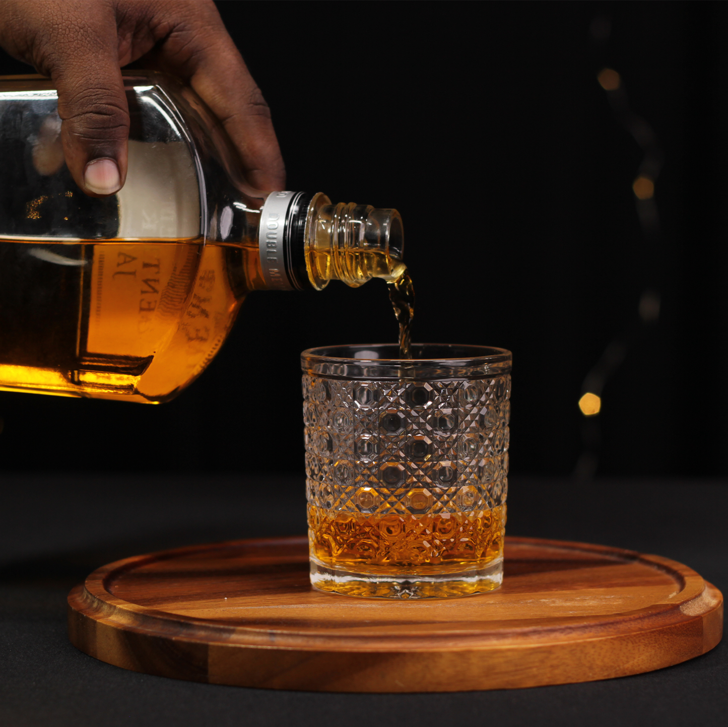 Melbify Embossed Whiskey Glasses Weaved Pattern Gift Set | 300 ML | 6 PC | Ultra-Premium | Imported | Luxurious | Ideal for Wedding Gifts, Anniversary, VIP and Corporate Gifts