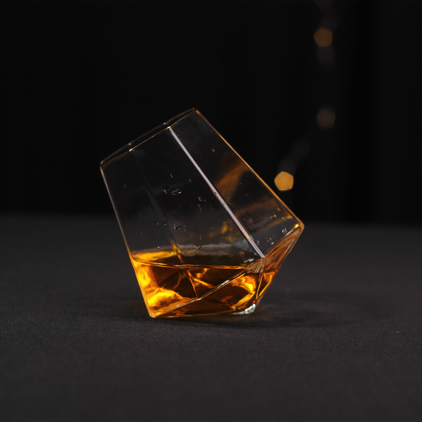Melbify Prism Shaped Spinner Whiskey Glasses | Volume=320ml | Premium Crystal Glass | Perfect for Whiskey, Scotch, Rum, and Cognac