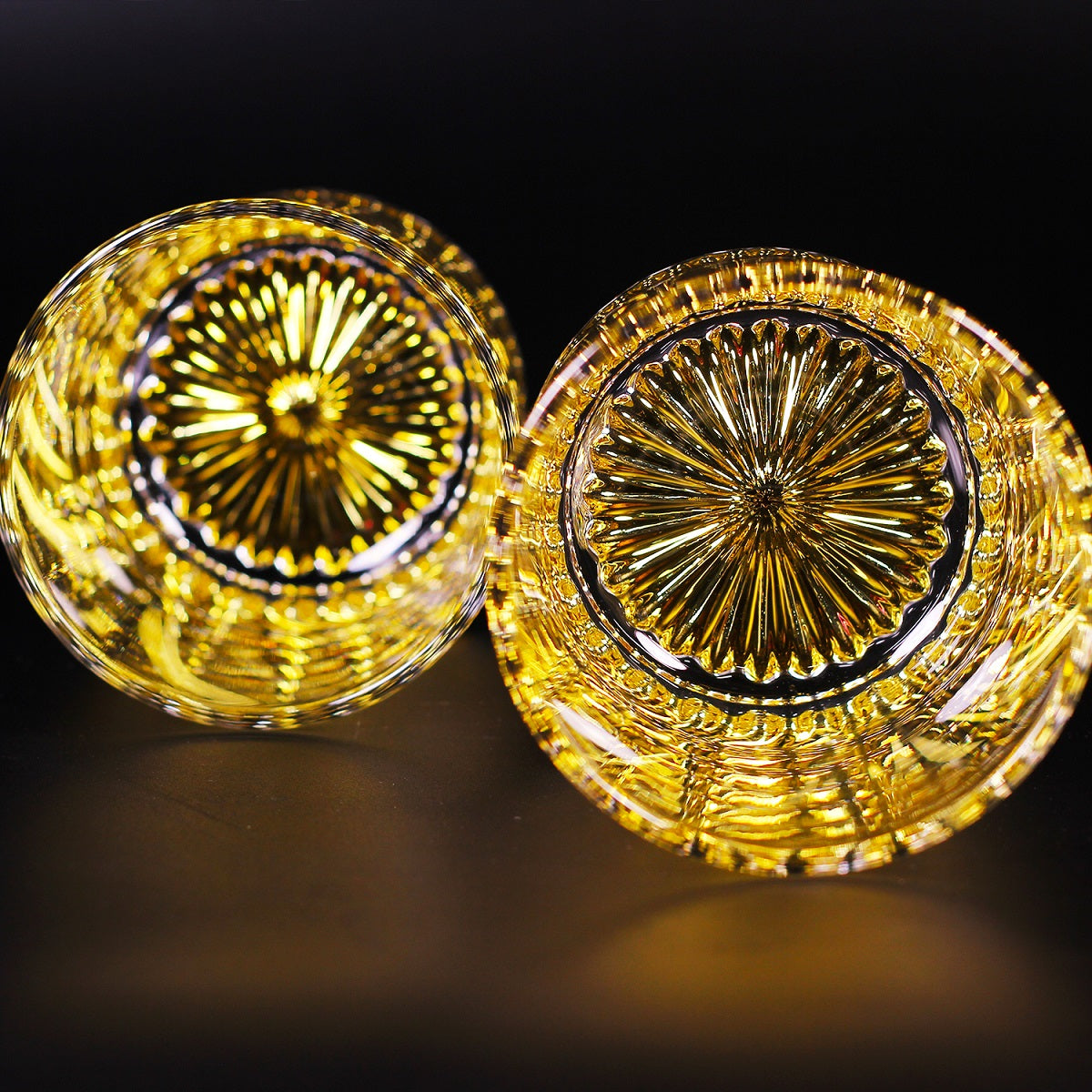 Melbify Italian Petal Whiskey Glasses | Artistic | Elegant | Premium | Royal | Luxurious Designer Whiskey Glasses | High end Expensive Whiskey Glasses with Gold Plated Bottom | 300 ml