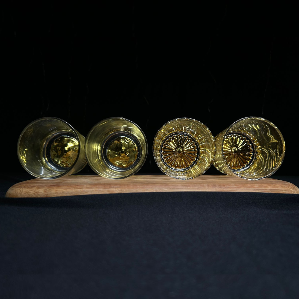 Melbify Italian Combo Whiskey Glasses | Set of 4 | Artistic | Elegant | Premium | Royal | Luxurious Designer Whiskey Glasses | High end Expensive Whiskey Glasses with Gold Plated Bottom | 300 ml