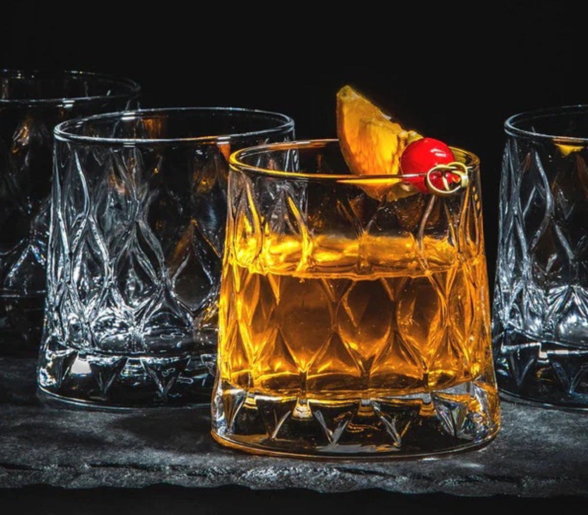 Melbify Leaf Textured Whiskey Glass | 300 ML | Crystal Whiskey Glass with Cut Work | Narrow Rim| Rum Glasses | Snifter Whiskey Glasses
