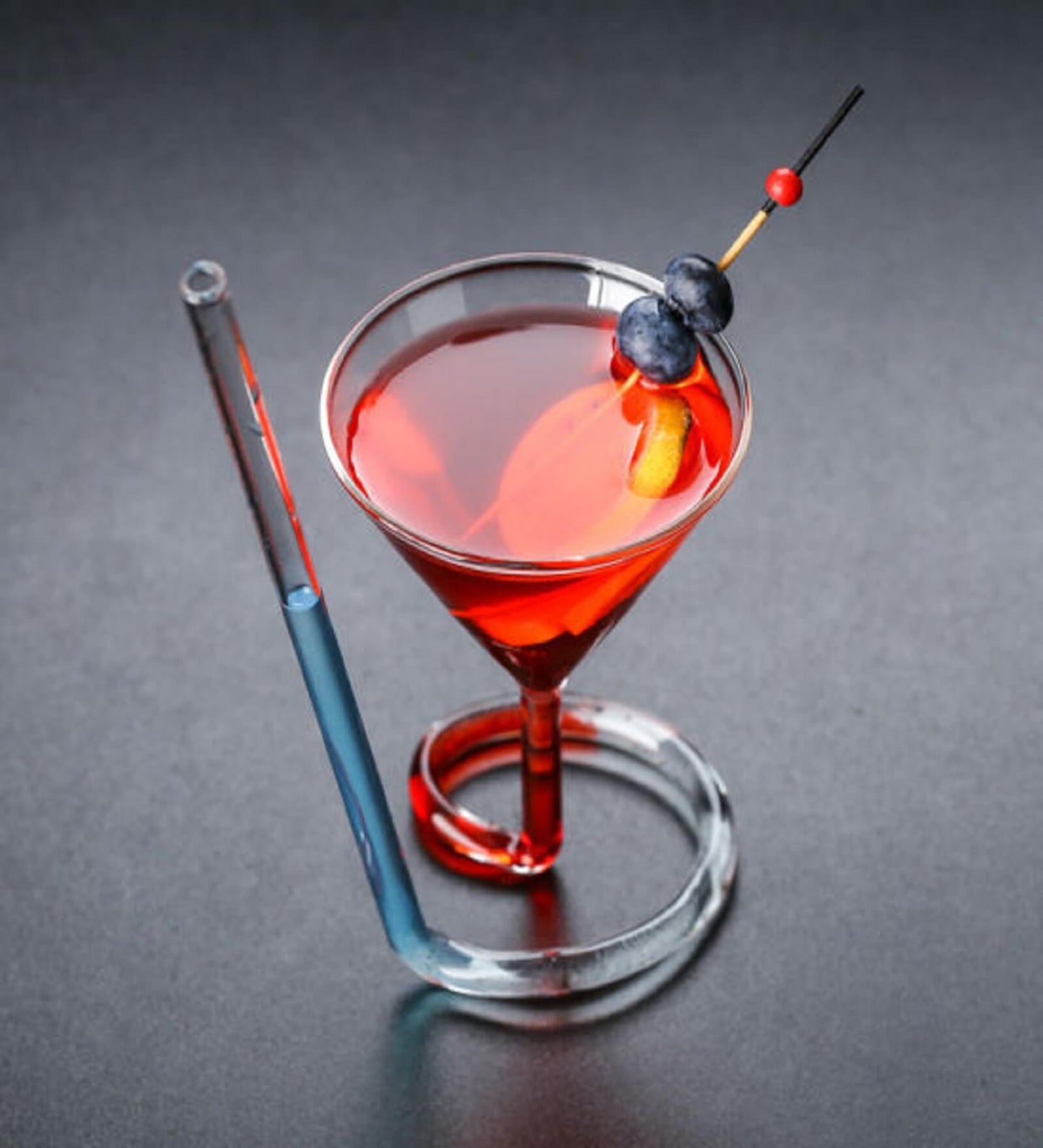 Roll Sip Martini Cocktail Glass with build in glass straw 200 ML melbify