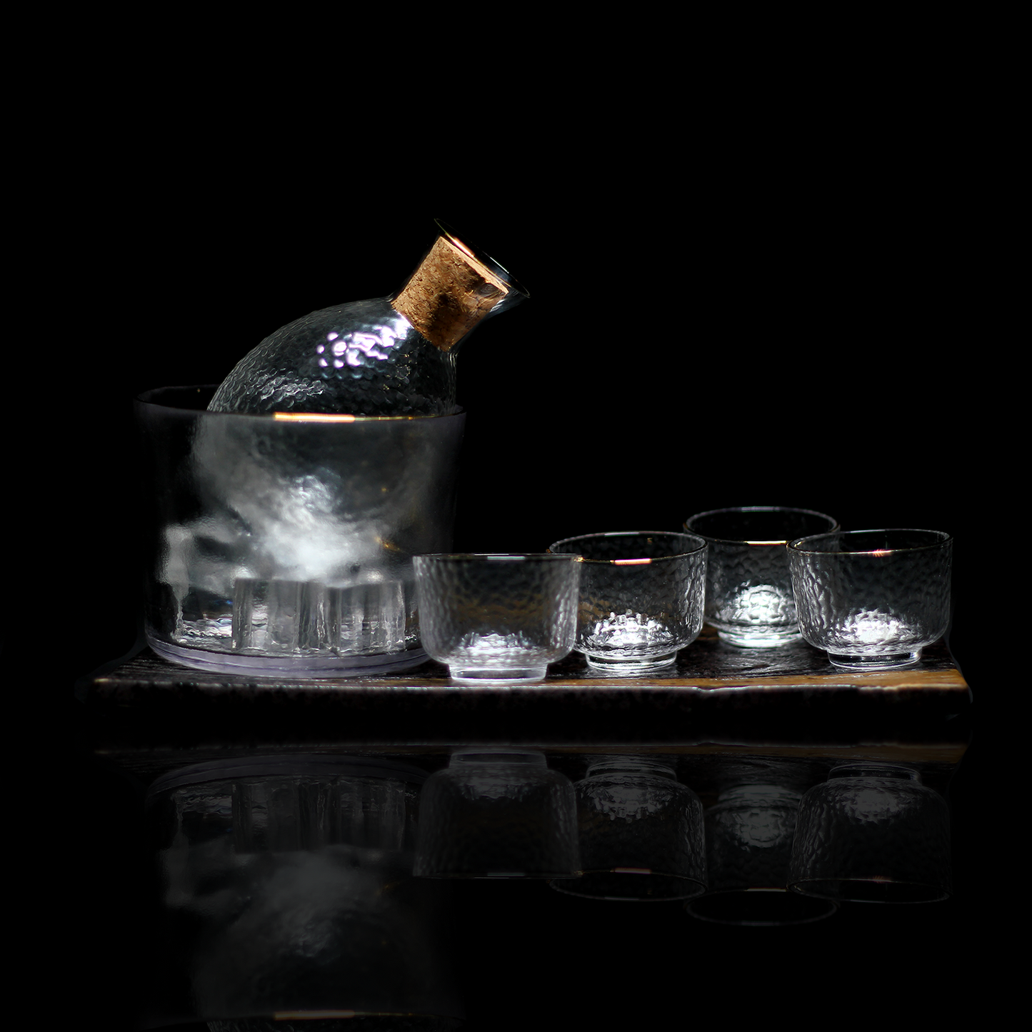 Japanese Sake Glass Set with Chiller Bowl | 6 Pcs Set | Bowl(600ml),Carafe(300ml) & 4 Cups(60 ml)