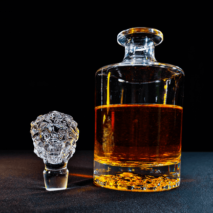 Lion Decanter | Decanter 850 ml | Premium | Serving for Whiskey,Rum, Scotch,Tequila, Vodka, and Brandy | Gift Set