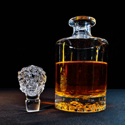 Lion Decanter | Decanter 850 ml | Premium | Serving for Whiskey,Rum, Scotch,Tequila, Vodka, and Brandy | Gift Set