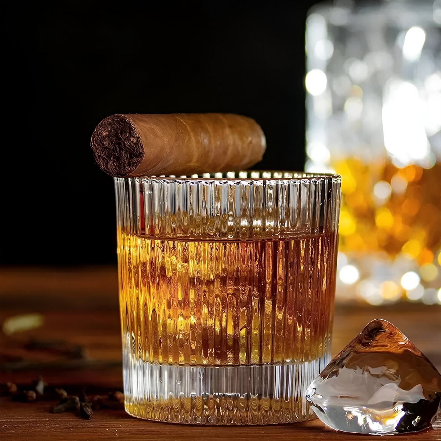 Melbify Ribbed Whiskey Glasses | Volume=310ml | Premium | Rock Glass | Perfect for Whiskey, Scotch, Rum, and Cognac